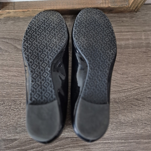 TORY BURCH Flats Size 6 In Excellent Condition - Picture 8 of 8